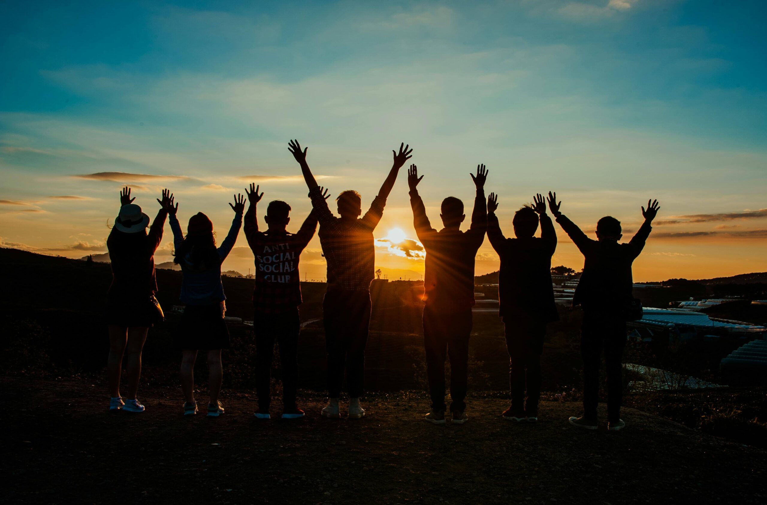 AI-Generated Review Summaries in Tourism
