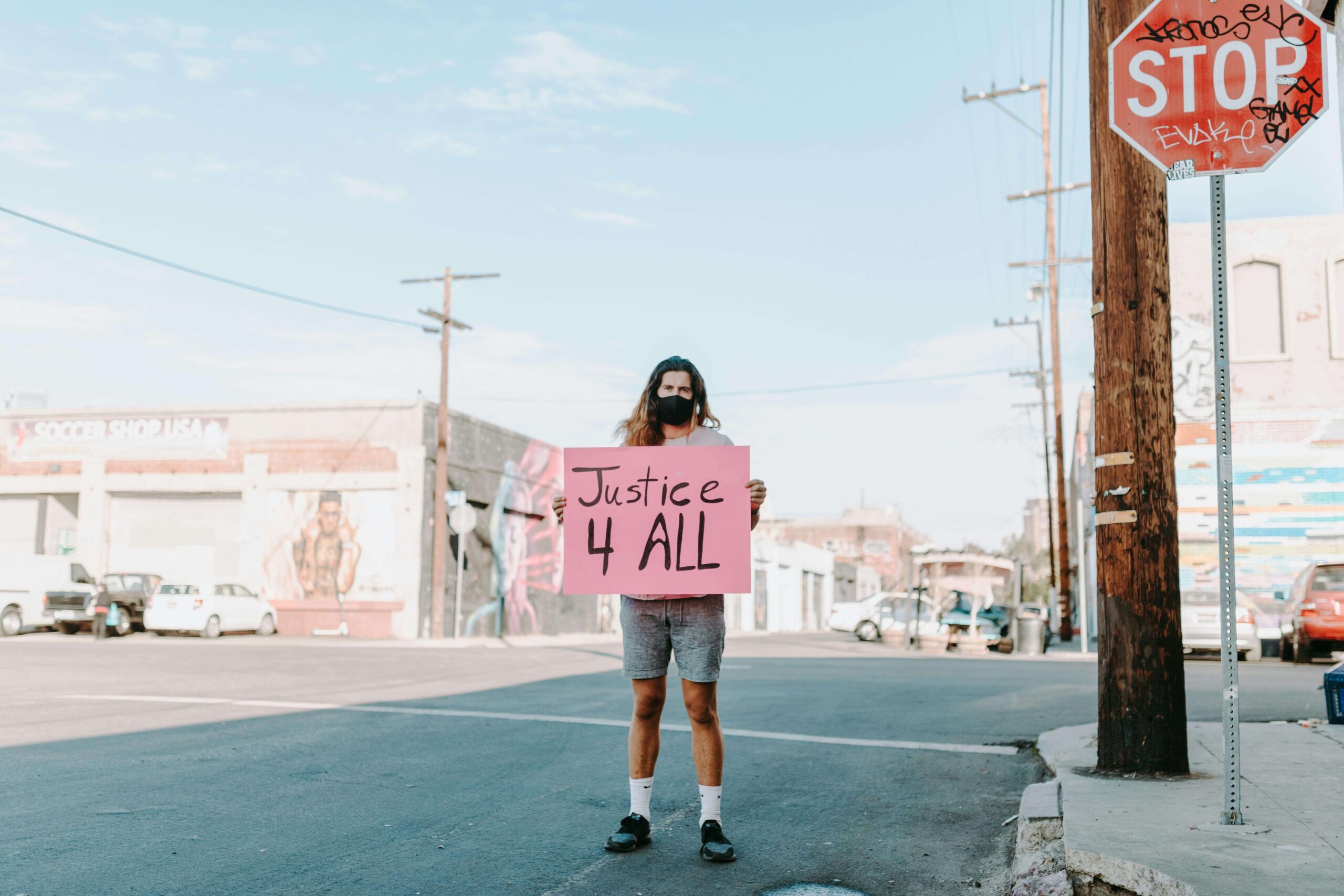 AI-assisted judicial decisions